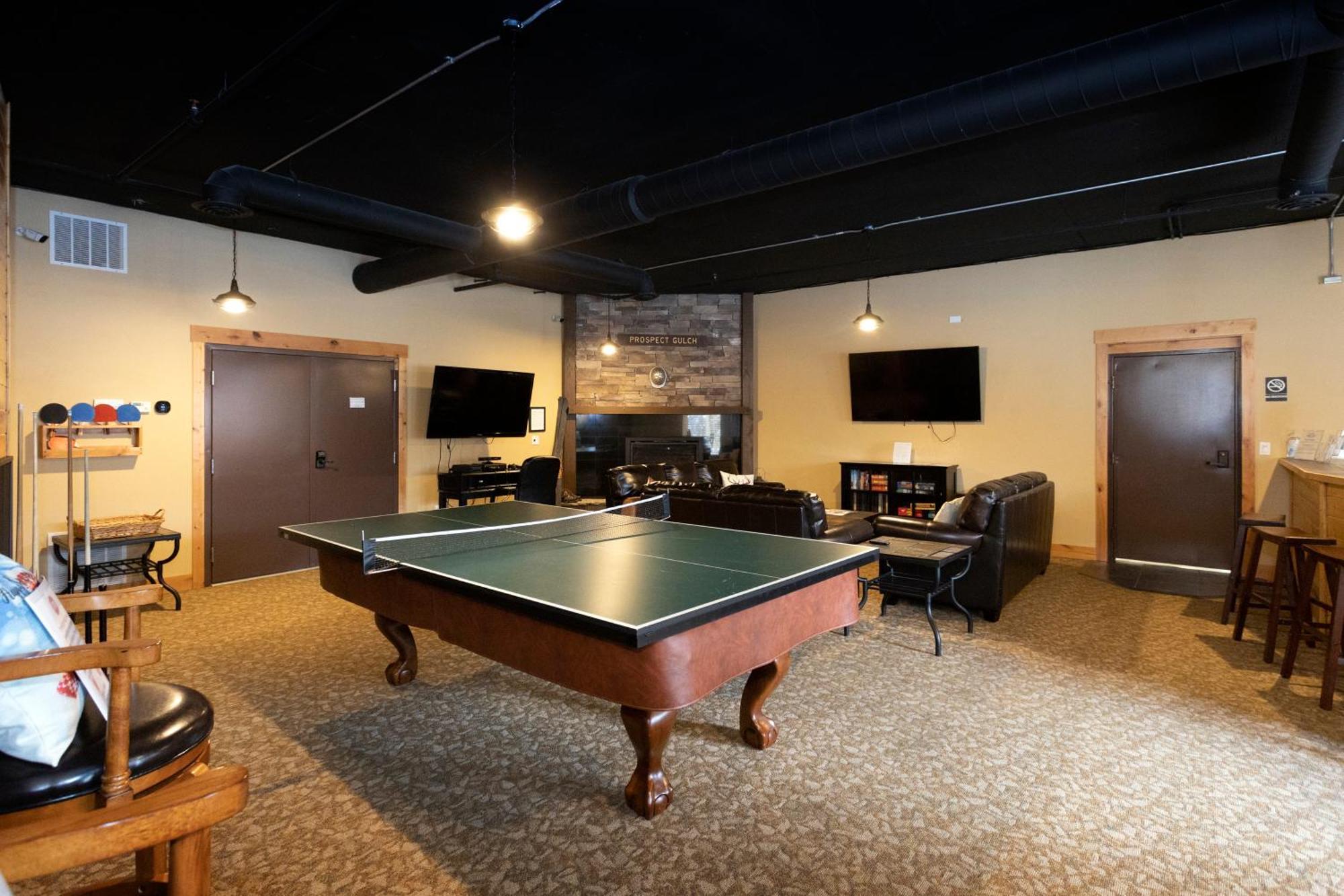 Penthouse Studio W Mtn Sunrise Views & Near Silver Mtn Kellogg Exterior photo